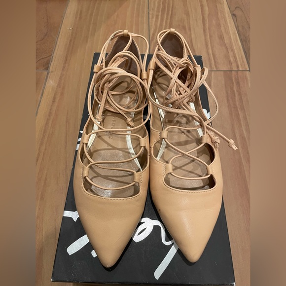 Banana Republic Women’s pointed toe ballerina flats with ankle straps - Picture 2 of 7